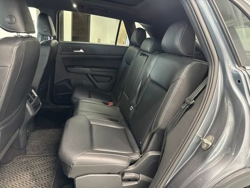 Used 2020 Volkswagen Atlas Cross Sport SE AWD/4WD image 24