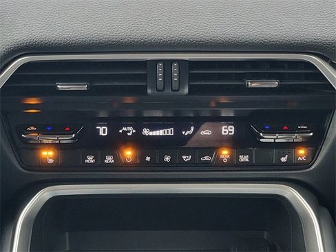 Used 2024 MAZDA CX-90 3.3 Turbo w/ Preferred Package image 30