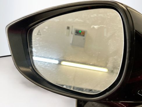 Used 2025 MAZDA CX-50 AWD 2.5 S w/ Premium Plus Pkg image 16