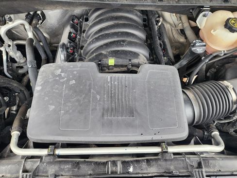 Used 2022 Chevrolet Silverado 1500 ZR2 w/ Technology Package AWD/4WD image 33