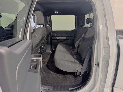 Used 2022 Ford F150 XLT w/ Equipment Group 302A High AWD/4WD image 19