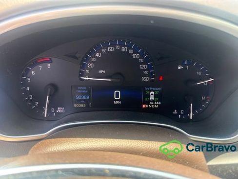 Used 2016 Cadillac SRX Luxury w/ Driver Awareness Package AWD/4WD image 10