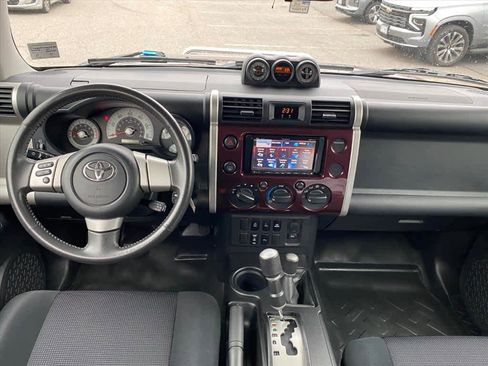 Used 2007 Toyota FJ Cruiser 4WD image 15