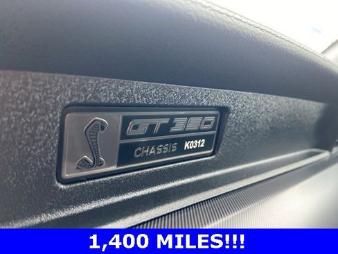 Used 2019 Ford Mustang Shelby GT350 w/ Technology Package image 28