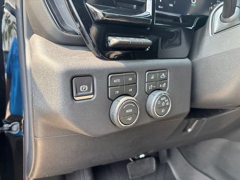 New 2026 Chevrolet Silverado 2500 ZR2 AWD/4WD image 22
