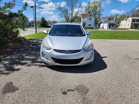 Used 2014 Hyundai Elantra SE w/ Option Group 02 image 16