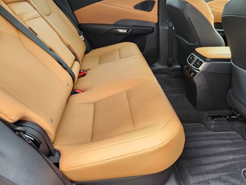 Certified 2025 Lexus RX 350 FWD w/ Technology Package image 31