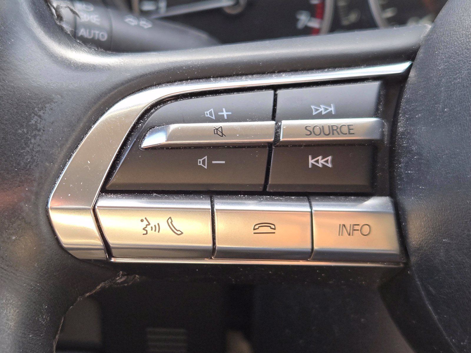 Used 2021 MAZDA MAZDA3 s FWD image 24