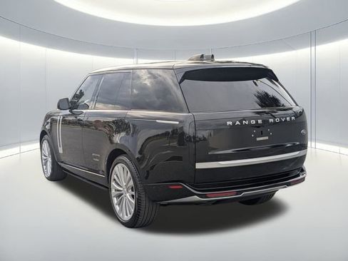 Certified 2023 Land Rover Range Rover First Edition image 8