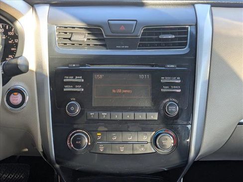 Used 2015 Nissan Altima 2.5 S w/ Power Driver Seat Package image 17