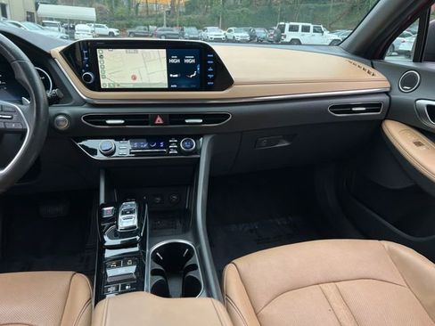 Used 2021 Hyundai Sonata Limited image 17