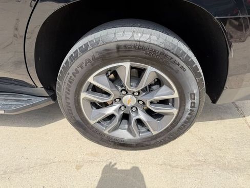 Used 2024 Chevrolet Tahoe LT w/ LT Signature Plus Package AWD/4WD image 11