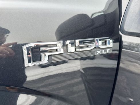 Used 2015 Ford F150 XLT w/ Equipment Group 302A Luxury image 25