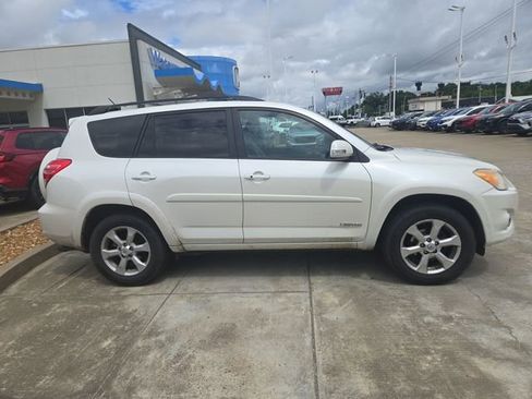 Used 2011 Toyota RAV4 Limited w/ Limited Extra Value Pkg AWD/4WD image 6