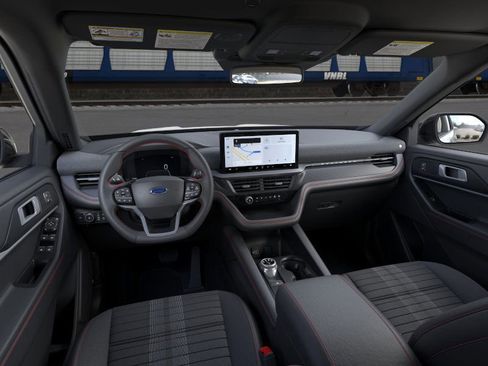 New 2026 Ford Explorer ST-Line w/ ST-Line Street Pack image 9
