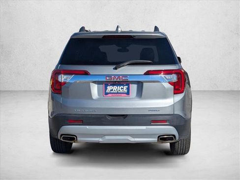 Used 2023 GMC Acadia SLT image 7