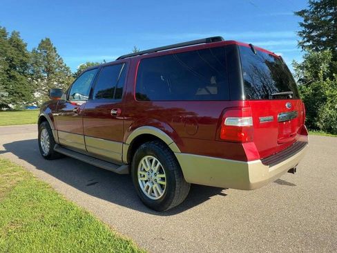 Used 2014 Ford Expedition EL XLT w/ Equipment Group 202A image 3