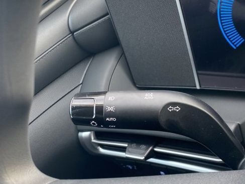 New 2026 Hyundai Tucson SE image 17