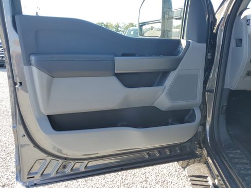 New 2026 Ford F250 XL w/ STX Appearance Package AWD/4WD image 15