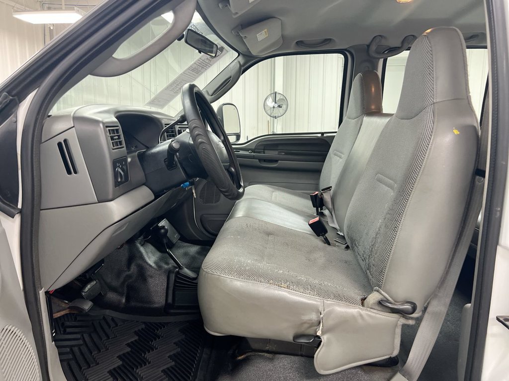 Used 2004 Ford F250 Lariat AWD/4WD image 18