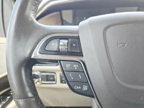 Used 2020 Lincoln Navigator Reserve w/ Equipment Group 208A Reserve AWD/4WD image 23