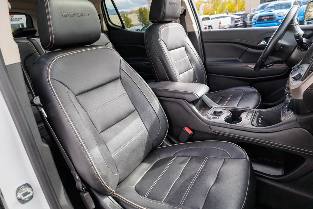 Used 2020 GMC Acadia Denali AWD/4WD image 3