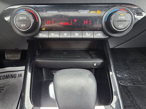 Used 2020 Kia Forte EX w/ EX Special Edition image 24