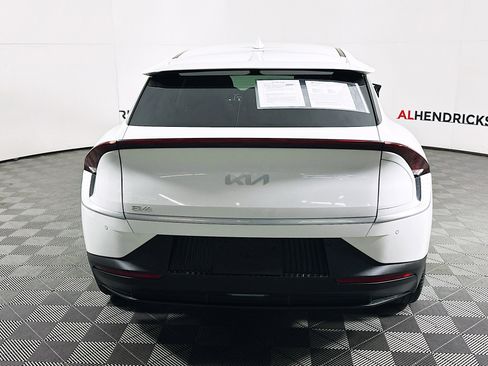 Used 2024 Kia EV6 Light image 4