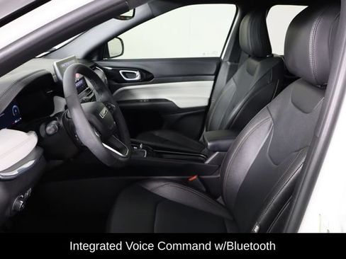 Used 2023 Jeep Compass Limited w/ Elite Group AWD/4WD image 14