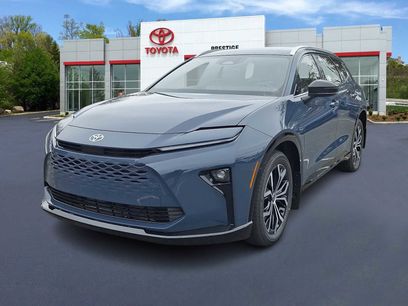 New 2025 Toyota Crown Signia