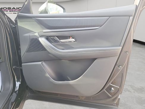 Used 2025 MAZDA CX-90 3.3 Turbo w/ Select Package image 10