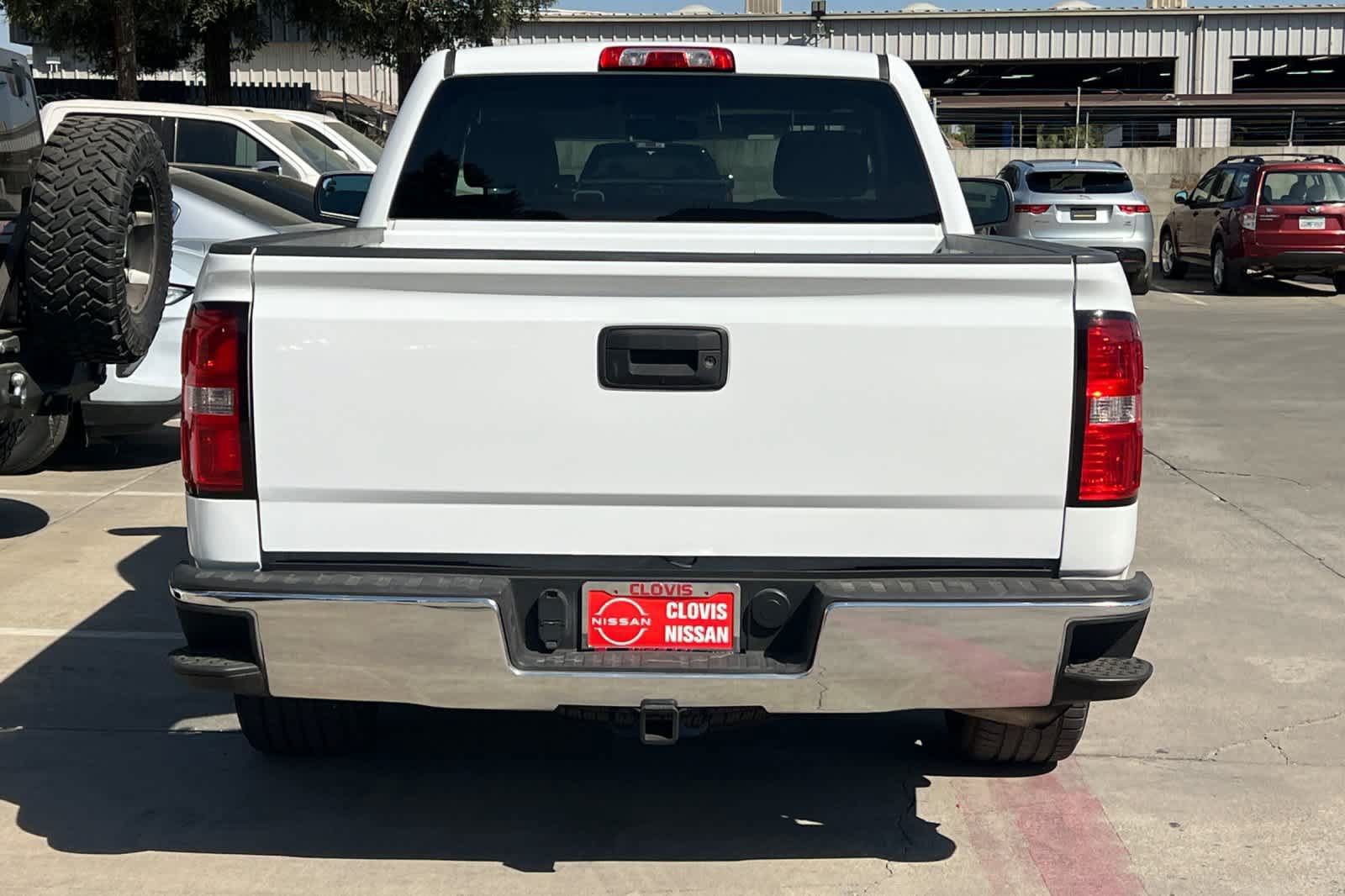 Used 2015 GMC Sierra 1500 SLE RWD image 6
