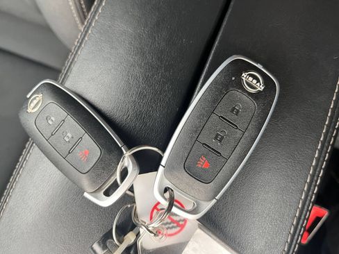 Used 2023 Nissan Rogue S FWD image 21