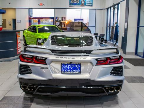 Used 2021 Chevrolet Corvette Stingray Preferred Cpe w/ Z51 Performance Package image 5