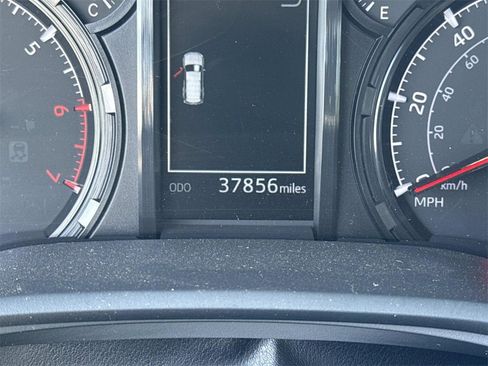 Used 2023 Toyota 4Runner 40th Anniversary SE image 15