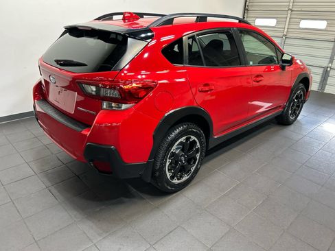 Used 2021 Subaru Crosstrek 2.0i Premium w/ Moonroof Package AWD/4WD image 3
