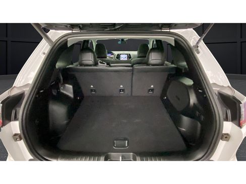 Used 2022 Jeep Cherokee Limited AWD/4WD image 26