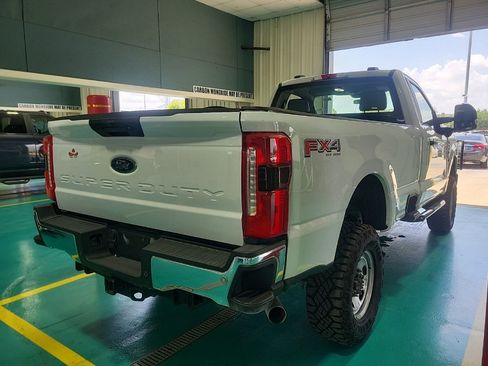 Used 2023 Ford F250 XL w/ 360-Degree Camera Package AWD/4WD image 2