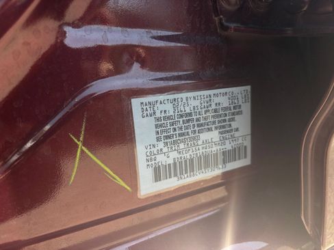 Used 2025 Nissan Sentra SV FWD image 30