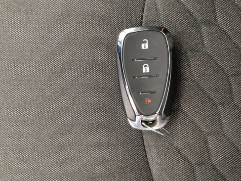 Used 2018 Chevrolet Equinox LT FWD image 32