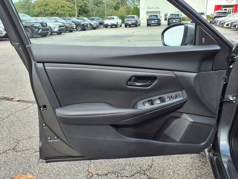 New 2025 Nissan Sentra S image 10