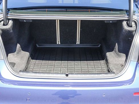 Used 2022 BMW 530i w/ Premium Package image 28