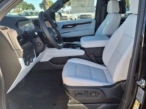 New 2026 Chevrolet Tahoe Premier image 6