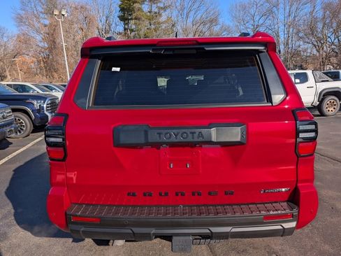 Certified 2025 Toyota 4Runner TRD Off-Road Premium w/ Tow Technology Package AWD/4WD image 6