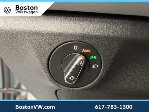 New 2026 Volkswagen Jetta SE FWD image 20