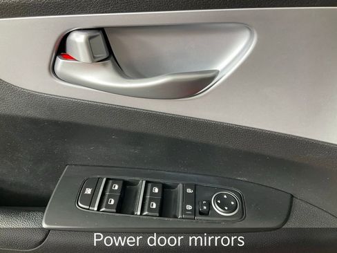 Certified 2023 Kia Forte LXS image 18