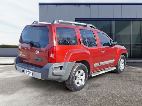 Used 2013 Nissan Xterra S image 6