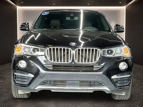 Used 2018 BMW X4 xDrive28i AWD/4WD image 2