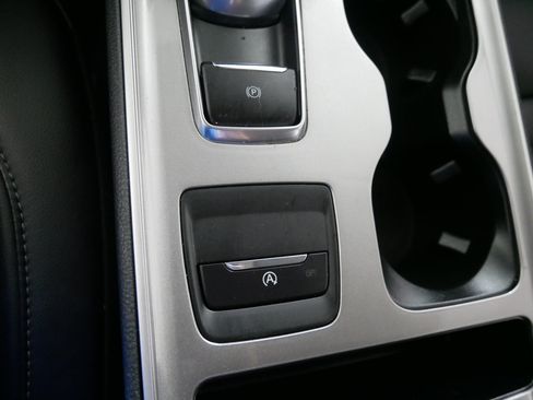 Used 2024 Ford Edge SEL w/ Convenience Package AWD/4WD image 30