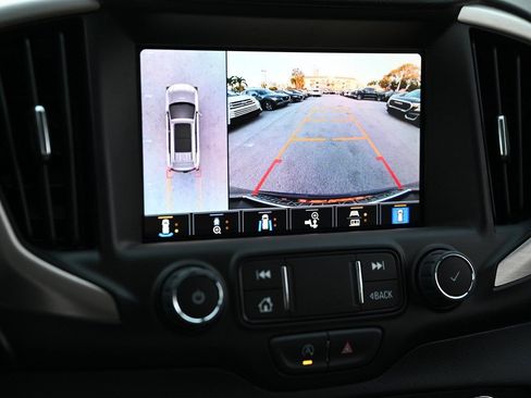 Used 2024 GMC Terrain Denali w/ Denali Premium Package AWD/4WD image 35